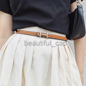 10a Mirror Quality Designer Belts Robe avec une ceinture fine pour la décoration pour femmes est avec une petite ceinture de taille pour un pull et une chemise pour les deux côtés