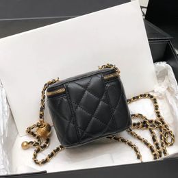 10a Mirror Quality Designer Originele top 1to1 Golden Bead Bag Woman Cosmetic Bag 22b 11 cm echte lederen kettingzakken met doos AP1447