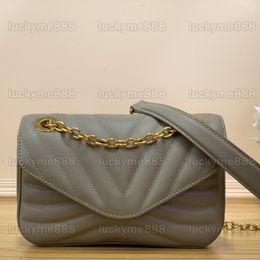10A Mirror Quality Designers New Wave Chain Bags Small 21CM Womens Taupe Bag Luxurys Real Leather Quilted Handbags Flap Pochette Purse Crossbody Shoulder Strap Bag