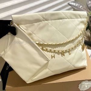 10A Miroir Qualité Sac de luxe Designers Mini Sacs Seau 22 Sac à main 35cm Shopping Cuir de veau matelassé Fourre-tout noir Sac à main Femme Épaule Argent Sac à chaîne Blanc Noir