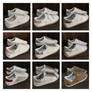 10a New Fashion Women Chaussures Golden Super Star Sneaker Classic White Do Old Dirty Designer Mens Femme Superstar Outdoor Shoe personnalisée Fait