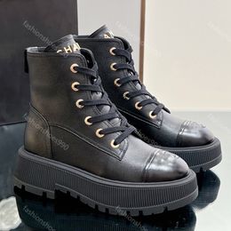 10A Plataforma Martin Boots Diseñador Mujer Moda Zapatos con cordones simples Bota de tobillo Botines con punta redonda Invierno Cuero genuino Tacón alto Diseñadores de lujo con caja 35-41