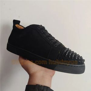 10A Calidad Hombres Mujeres Lujos Diseñadores Zapatos de fondo rojo Loubi Remaches de corte bajo Plataforma Zapato casual Zapatillas de deporte Vintage Bottoms Loafer Moda Spikes Party Trainers