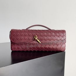 9A Pochette longue en cuir véritable Andiamo avec poignée Intrecciato artisanat en cuir de vache femmes sacs à bandoulière sacs à main et sacs à main célèbre marque sac de soirée de créateur