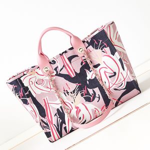 10a rétro Mirror Quality Designer Handle Tote Femme Hand Hand Deauville Beach S Nylon Toile Cross Body with Box