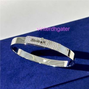 10a TOP EDITIE HRMS Designer Cowhide Fashionable Unisex Bracelet S925 Sterling Silver Lock Buckle Half Diamond Gladde gezichtsarmband Licht Luxe klassieker beha