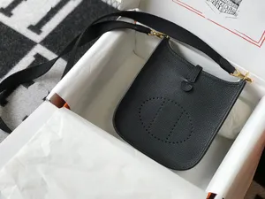 10A Diseñador de calidad superior Diseñador de lujo Mujeres Hombres Bolso original Cuero de becerro genuino Bolso hecho a mano Bolso de hombro Bolso cruzado con caja naranja 17 cm