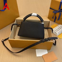 Sac de créateur de qualité supérieure 10A Mini sac à main 22 cm Sac à bandoulière en cuir authentique avec boîte L312