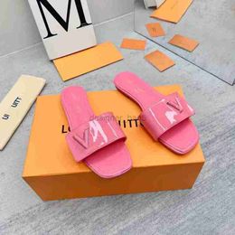 10a Top Quality Front Flat Femme Shake Man Sandale Mule Metallic Lambs Direau de la peau d'agneau Shinny Le cuir de luxe High Luxury Talage Bouffle rembourrée Slippers Spille Slides Shoe