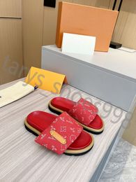 10A Top Quality Summer Sippers Designer Luxury Designer Sunny Beach Sandal Pool Pish Polades Vintage Shoe Mens Fashion Fashion Soft Flat Chaussures Couples Gift With Box 35-44