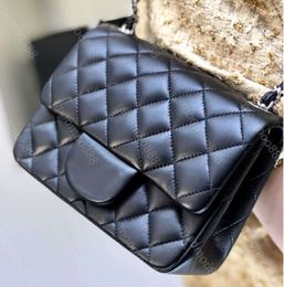 10A Top Tier 17cm Mini Sac Rabat Carre Miroir Qualit Femmes Veritable Cuir Caviar Agneau Matelass Classique Bourse De Luxe Designer Noir paule Motion design 6663ess