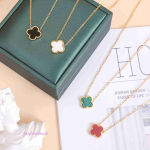 10a Vancflle Designer Licht Luxe Luxe Niche High Edition Dubbelzijdig Lucky Grass Four Lear LeAd Clover Clavicle Hanger 2024 Fashional New Dames Necklace Fashion Flowe