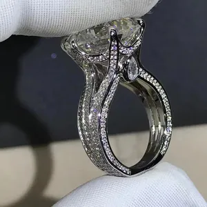 10ct Choucong Marque Anneaux De Mariage De Luxe Bijoux Réel 100% 925 En Argent Sterling Coupe Ronde Moissanite Diamant Zircon Partie Éternité Femmes Bague De Mariée Cadeau Ne Se Fane Jamais