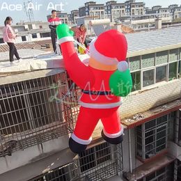 10m (32,8 pieds) de haut ou géant gonflable Père Père Noël Mur d'escalade Air Père Noël avec sac cadeau pour décoration de Noël
