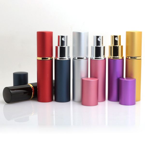 Vaporisateur de bouteille de parfum de 10ml divisé en bouteilles fendues de parfum portables conventionnelles, coque en métal, revêtement en verre, sélection de 7 couleurs