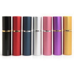 Flacon pulvérisateur de parfum de 10 ml divisé en bouteilles de parfum portables conventionnelles doublure en verre à coque métallique en aluminium