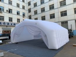 10mlx5mwx4mh (33x16.5x13.2ft) Outdoor Publicité gonflable Cadre de tente de tente blanche Tunnel de tente blanche avec rideau pour les conseils et l'exposition