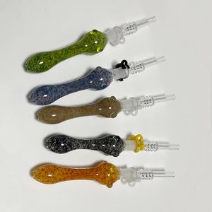 Pipes à main pour fumer de calibre 10 mm Borosilicate Nector Collector Mini Bong en verre avec lien inséré à quartz et clip Brûleur à mazout Dab Rigs Petits narguilés NC Kits