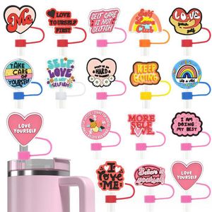 Conseils personnalisés de 10 mm Cover Topper Rubber Silicone PVC Charms Custom Straw Toppers For Tumbers Wholesale