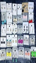 10pairlot Random Mix Style Fashion Stud -oorbellen Nagel voor vrouwen cadeau ambacht sieraden oorrang PA07229980