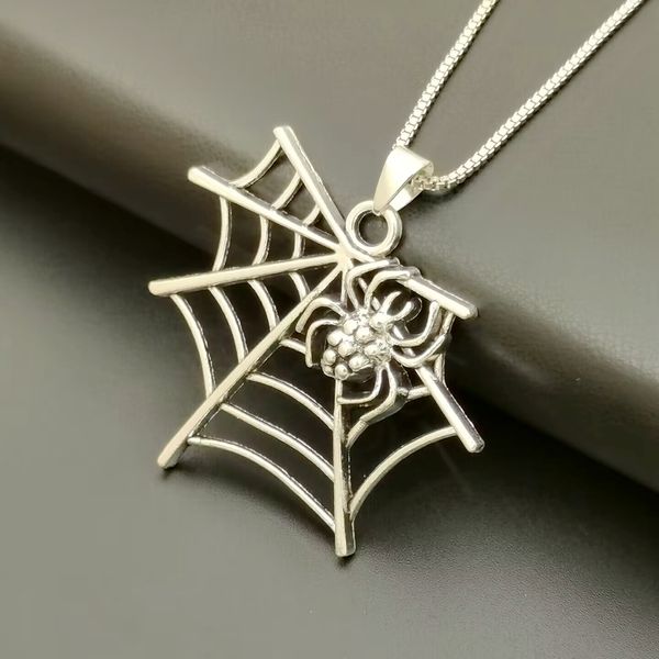 10Pc Charms Spider Halloween antiguo collar con colgante de plata para hombres mujeres Halloween Navidad Año Nuevo joyería regalo T-04