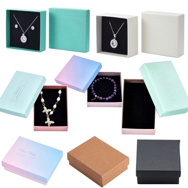 10pcs / 12pcs / 24pcs paquets de papier carrés boîtes de bracelet en carton pour bijoux cadeaux présent emballage boîte de rangement 9x7x3cm 211105