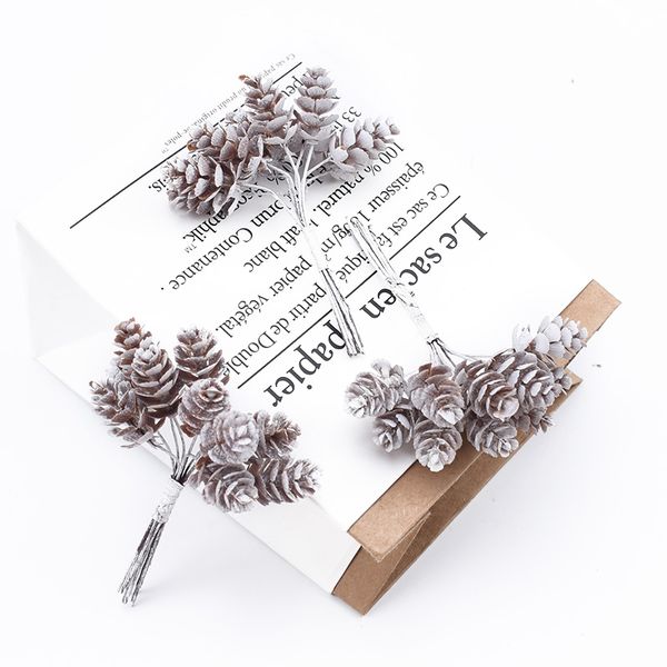 10pcs Artificiel Pine Cone Fake Plants Doy Gifts Box Vases Fases For Christmas Home Decor Wedding Mariage ACCESSOIRES DE BRIDAL