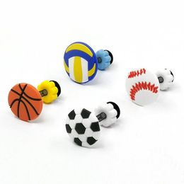 10 pièces breloques dessin animé sport balle chaussure accessoires Football basket-ball boucle décorations ajustement crocodile bracelet JIBZ enfants X-mas257o