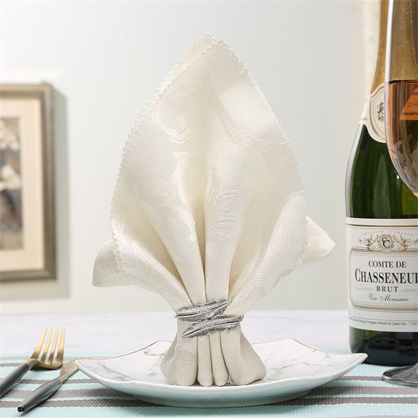 10pcs Creative alliage argent plume serviette boucle nouveau restaurant occidental serviette anneau placage serviette boucle hôtel table decora 201123