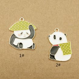 10 stks schattige panda charme emaille charme voor sieraden maken mode oorbel hanger armband ketting charme