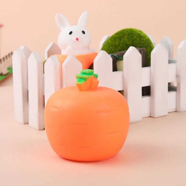 10pcs Décompression Toy nouveauté Carrot Rabbit Cup Squeeze Toys Bunny Squishy fidget évent jouet créatif Miniature Sensory Decompression Cadeau pour les enfants adultes