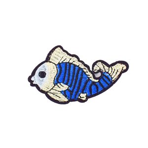 10 piezas DIY Azul Bordado de pescado Apliques Patches para ropa para niños Patch de apliques de transferencia de hierro para trajes