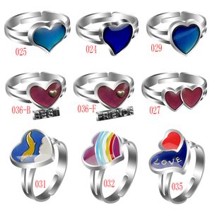 10 stks Mode Vrouw Mooie hartvormige Liefhebbers Mood Ring Kleur Veranderen