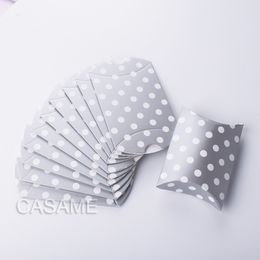 10pcs Favor Candy Box Sac Nouveau crafeur Paper Pillow Shape Wedding Favor Boxs Boîtes à tarte Boîte de fête Eco Friendly Kraft Promotion