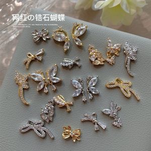 10pcs Flower Butterfly Wing Bow Zircon Crystals Crystals Nail Art Pièces de bijoux Décorations Nails Accessoires Charmes Supplies 240509