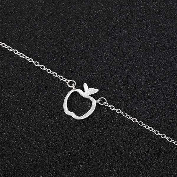 10pcs Gold Apple Diamond flèche Infinite Infinity Heart Lunes Circle Round Moon Pendant Chain Collier Collier Géométrique simple couloir pour femmes