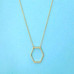 10pcs Collier hexagone géométrique en argent doré