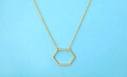 10pcs Goldsilver Géométrique Hexagon Collier Sexangle Collier Sexangle Open Hive Hexagon Collier Bijoux pour femmes1755890
