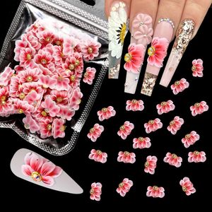 10pcs fait à la main acrylique à fleurs sculptées nail art charmes 3d vif fleuron hingestone diamant luxe bijoux