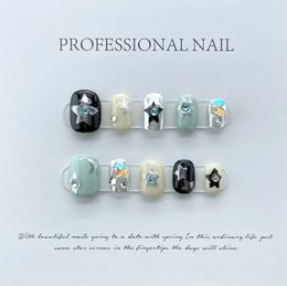 10 -st handgemaakte gotische korte druk op nagels rond manicure decoratie draagbare volledige deksel met ontwerp acryl nagelpunt 240423