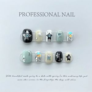 10 -st handgemaakte gotische korte druk op nagels strass ronde manicure decoratie draagbaar volledige deksel met ontwerp acryl nagelpunt 240509