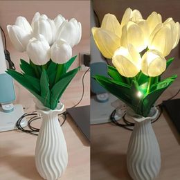 10 -stcs LED TULIP NACHT LICHT ARTICIAAL BLOEM ECHT TOUCH PU TULIP FAKE BOOMET LAMP VOOR HUWELIJKE PARTY Decor Home Ornament