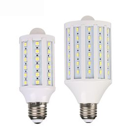 10 stks / partij AC 85-265V PIR-bewegingssensor LED-lamp 50Hz 10W 25W E27 5050 5730 2700 6000K SMD-verlichting