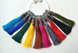 10 stks / partij Kleurrijke Zijde Kwastje Hanger, Keychain Tassel Charm voor DIY Ketting Dames Sieraden Maken PD612