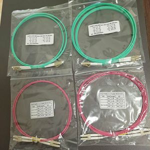 10pcs / lot LC-LC multimode OM3 OM4 Câble fibre 2,0 / 3,0 mm Multimode Duplex LC-UPC Fibre optique Patch Patch 1m / 2m / 3m / 5m