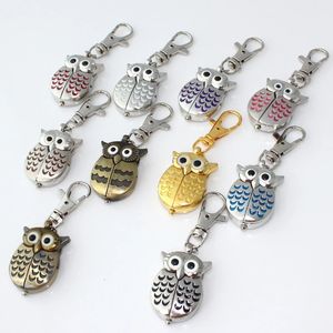 10pcs / lot montres en métal mixtes HEATRAGE COURTURE COLORFUR OWL Quartz Pocket Pocket Key Ring Chain Watch Fashion Watchs GL03K 240416