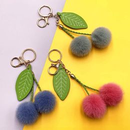 10 unids/lote llaveros de mujer cereza con hojas llavero pelo bonito bolsa de fruta colgante decoraciones para niñas Accesorios
