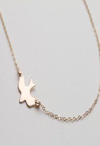 10 stcs N107 Goudzilver Soar Soar Soar Flying Bird Necklace Peace Duif ketting Little Llow Baby Bird Kettingen Samenvatting Kettingen8655895