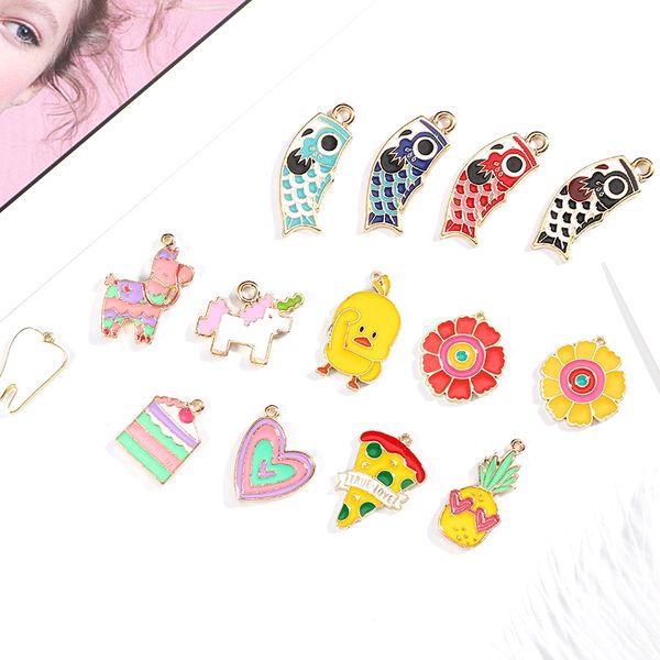 10 unids/pack flor Pizza pastel pescado pato caballo esmalte encantos aleación oro color pulsera collar joyería Accesorios