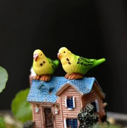 10pcs Parrot Fairy Garden Miniatura Bird Mini Jardins Gnomes Accesorios para el hogar Terrario Aksesuar Ornament Resin Craft Cake Decor9387213